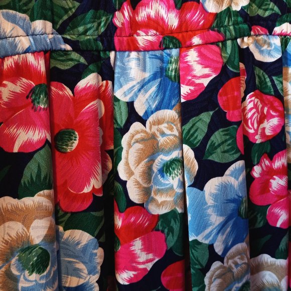 Talbots 1980s Theme Pleated Dress Midi EUC Size 12 💯 Polyester Dry Cleaned - Picture 10 of 13